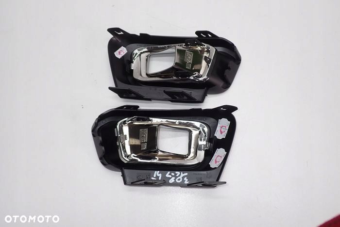 PEUGEOT 308 T9 GT 16- kratka zderzaka lewa prawa AA38267895 AA38267889 - 2