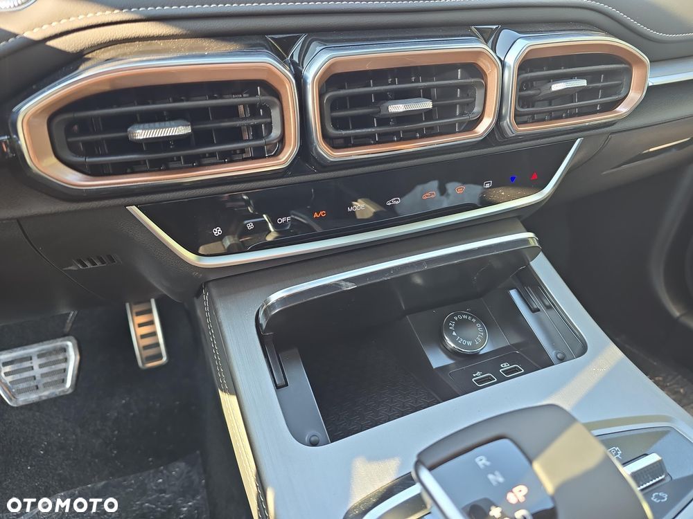 Jetour X70 Plus 1.5T DCT - 24