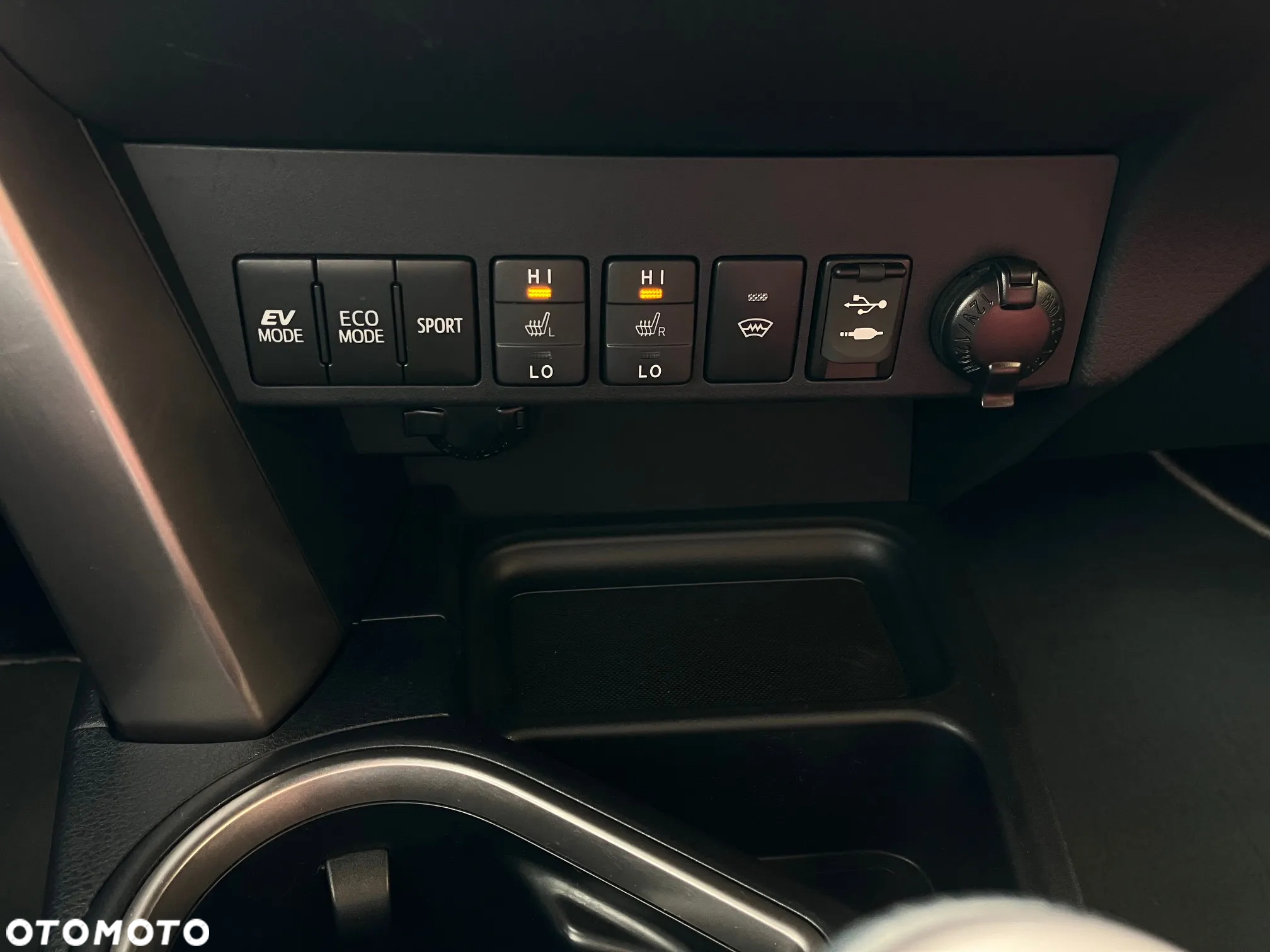 Toyota RAV4 Hybrid Prestige 4x2 - 33