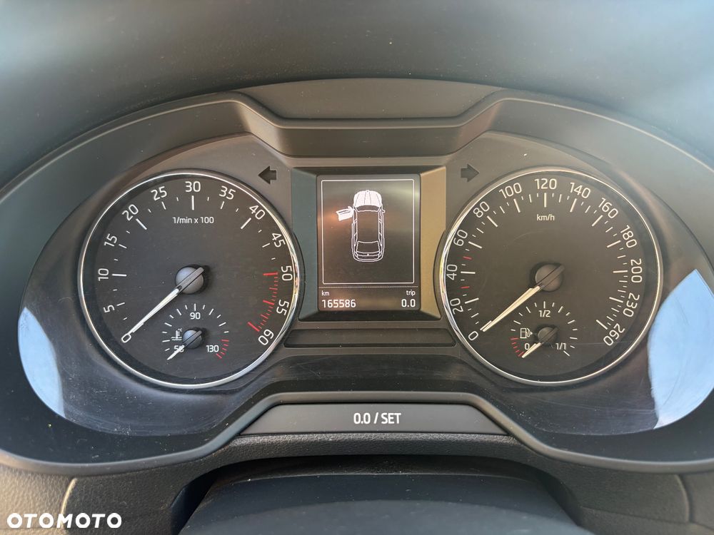 Skoda Octavia 1.6 TDI DPF Active - 9