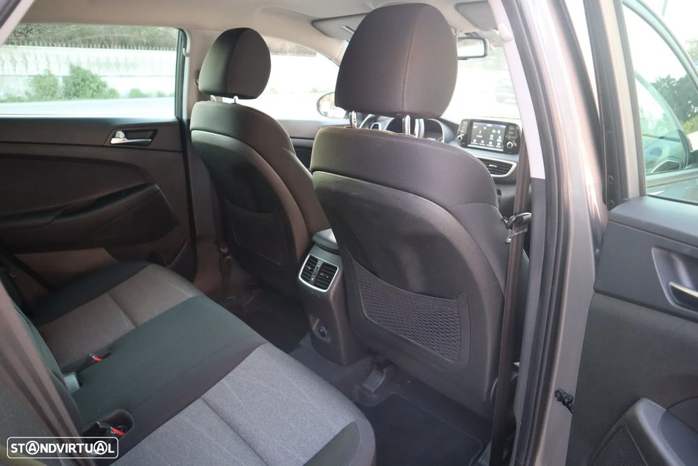 Hyundai Tucson - 13