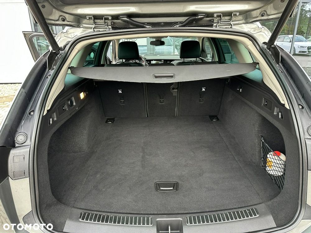 Opel Insignia 2.0 CDTI 4x4 Exclusive S&S - 36