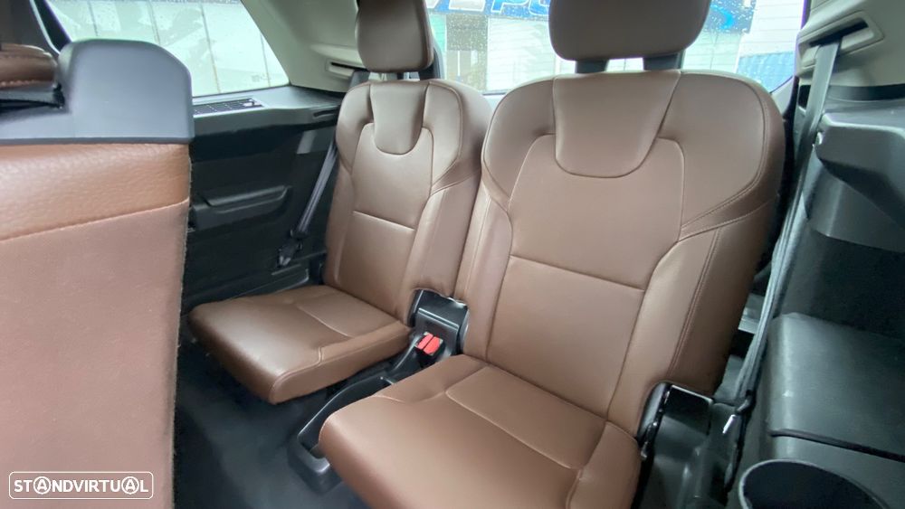 Volvo XC 90 2.0 T8 PHEV Momentum Plus AWD - 28