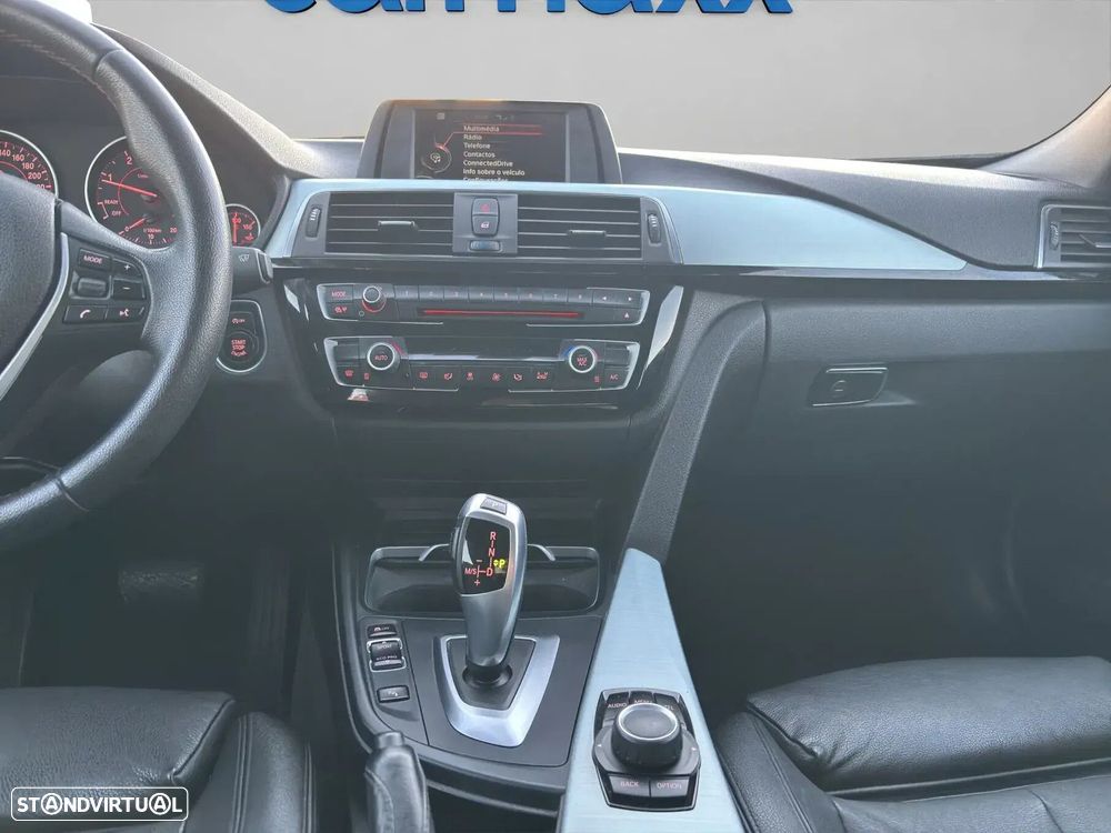 BMW 318 d Line Sport Auto - 15