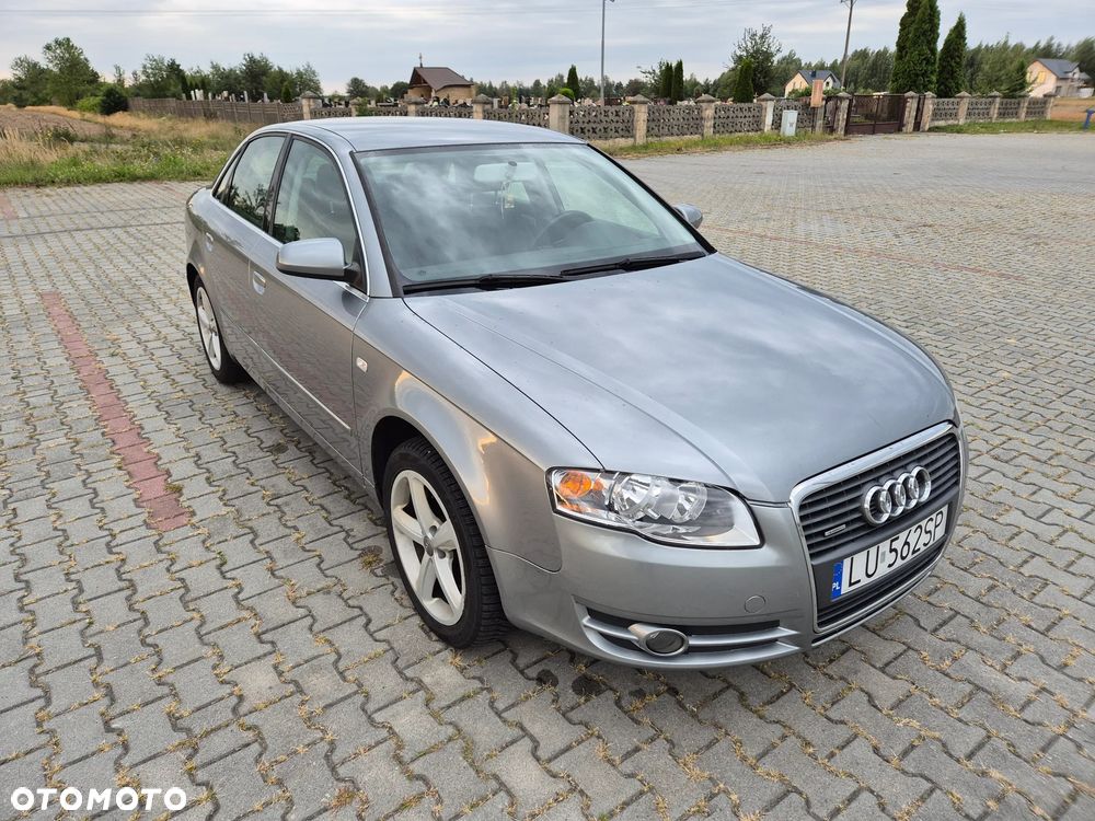 Audi A4 Limousine 1.8 T quattro - 4