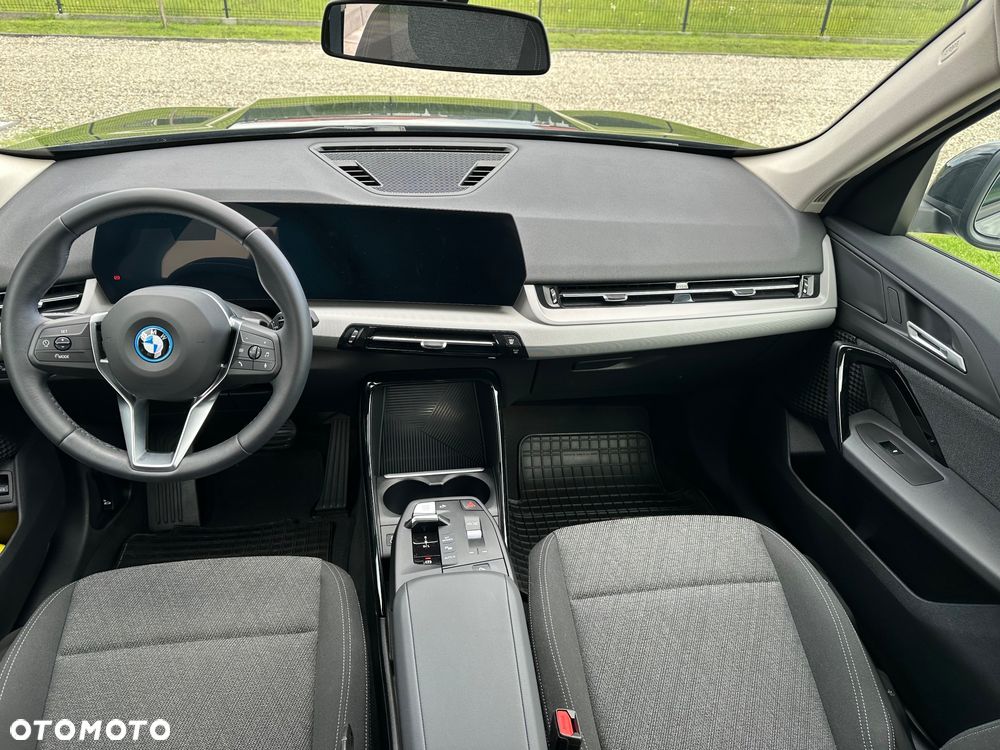 BMW X1 xDrive25e - 17