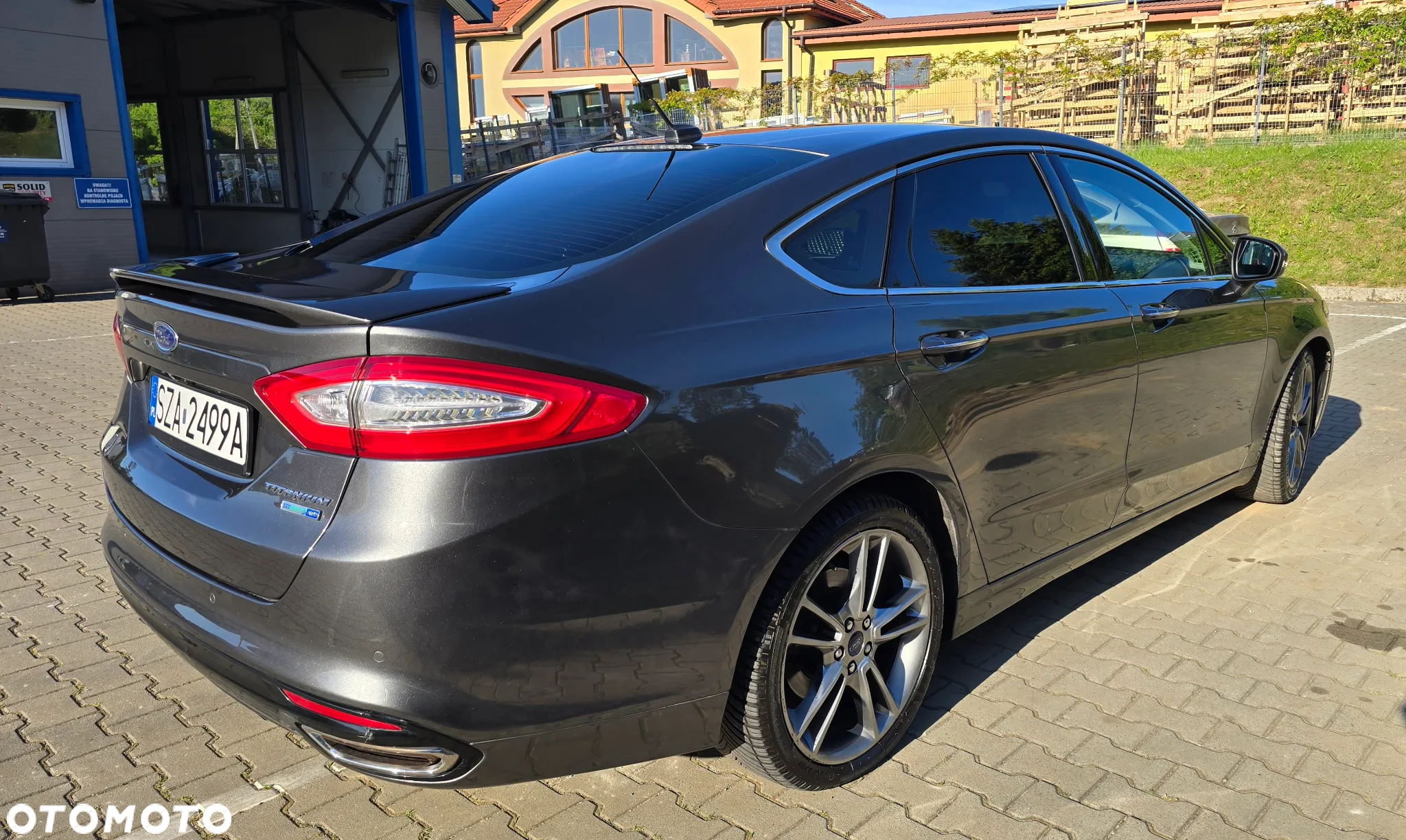 Ford Fusion - 3