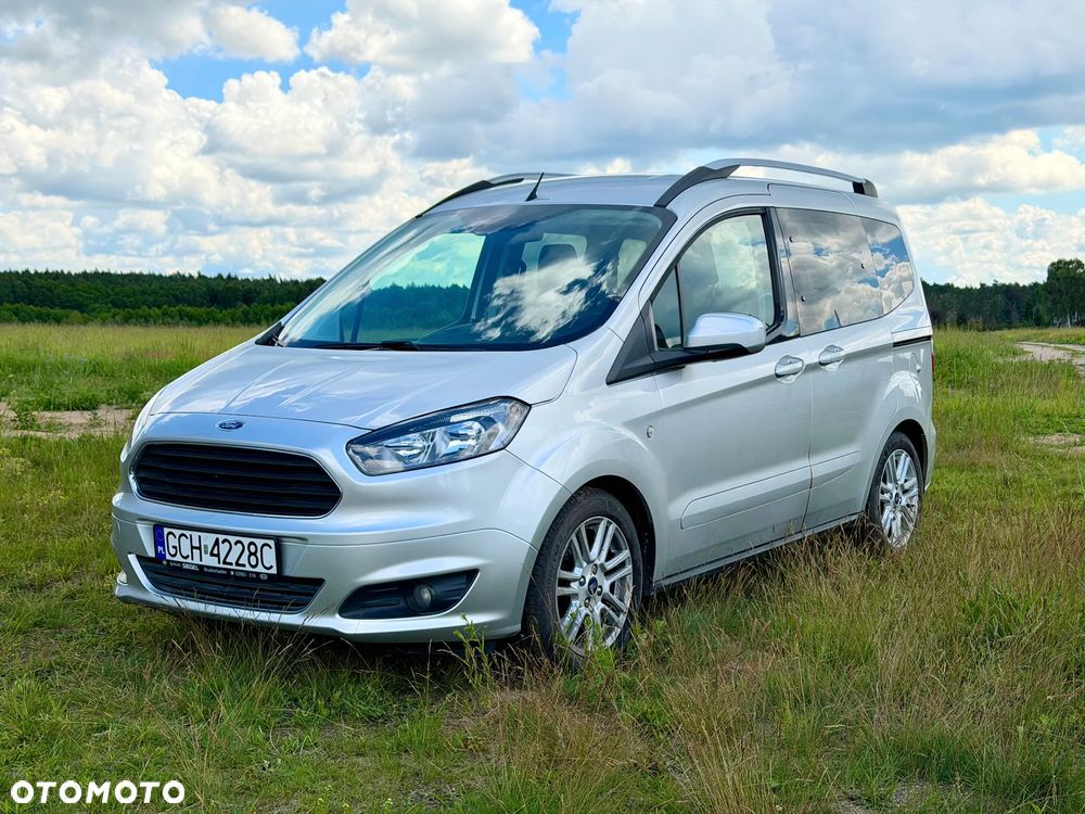 Ford Tourneo Courier 1.0 EcoBoost S&S Titanium - 1