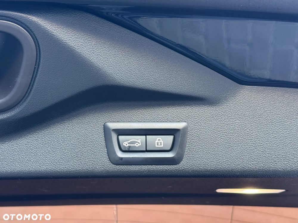 BMW X5 xDrive45e sport - 23