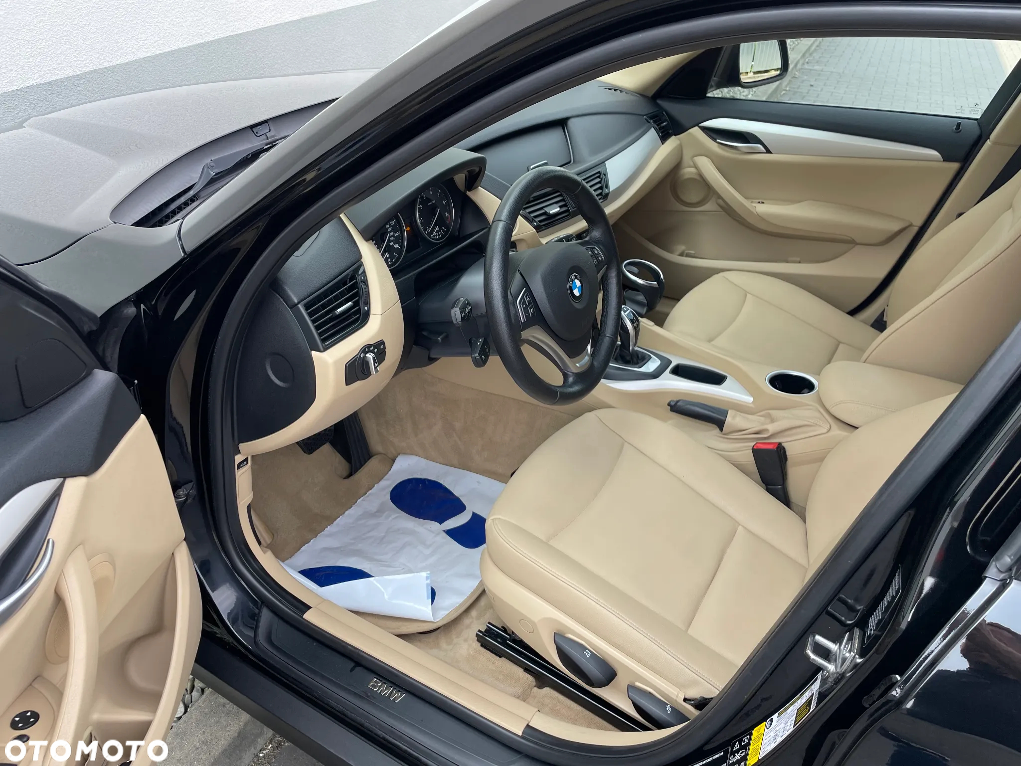BMW X1 xDrive28i - 16