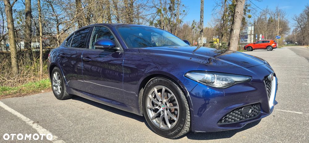 Alfa Romeo Giulia 2.2 AT8 - 20
