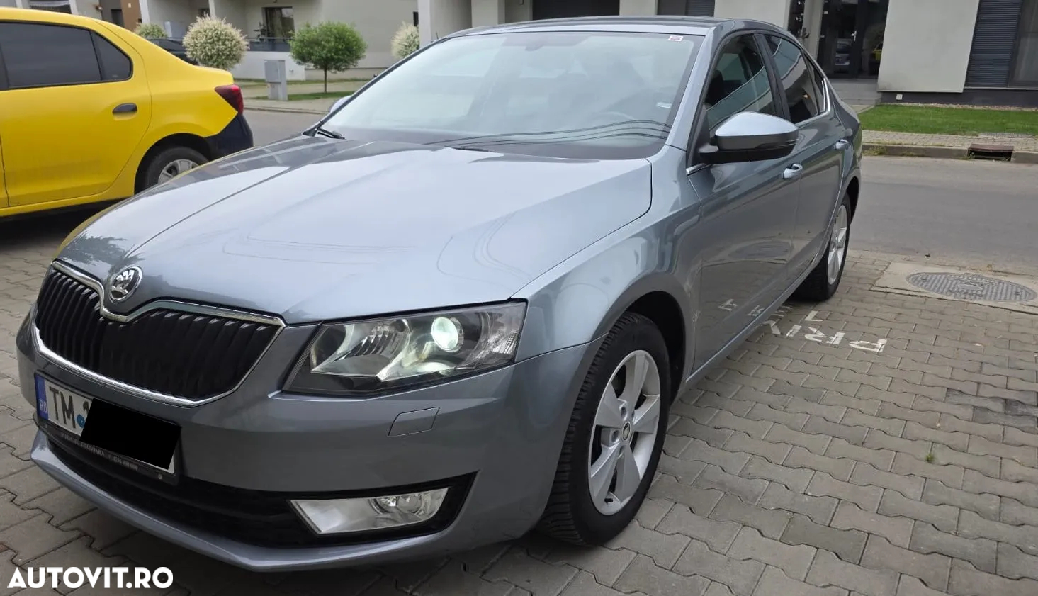 Skoda Octavia 2.0 TDI ELEGANCE - 2