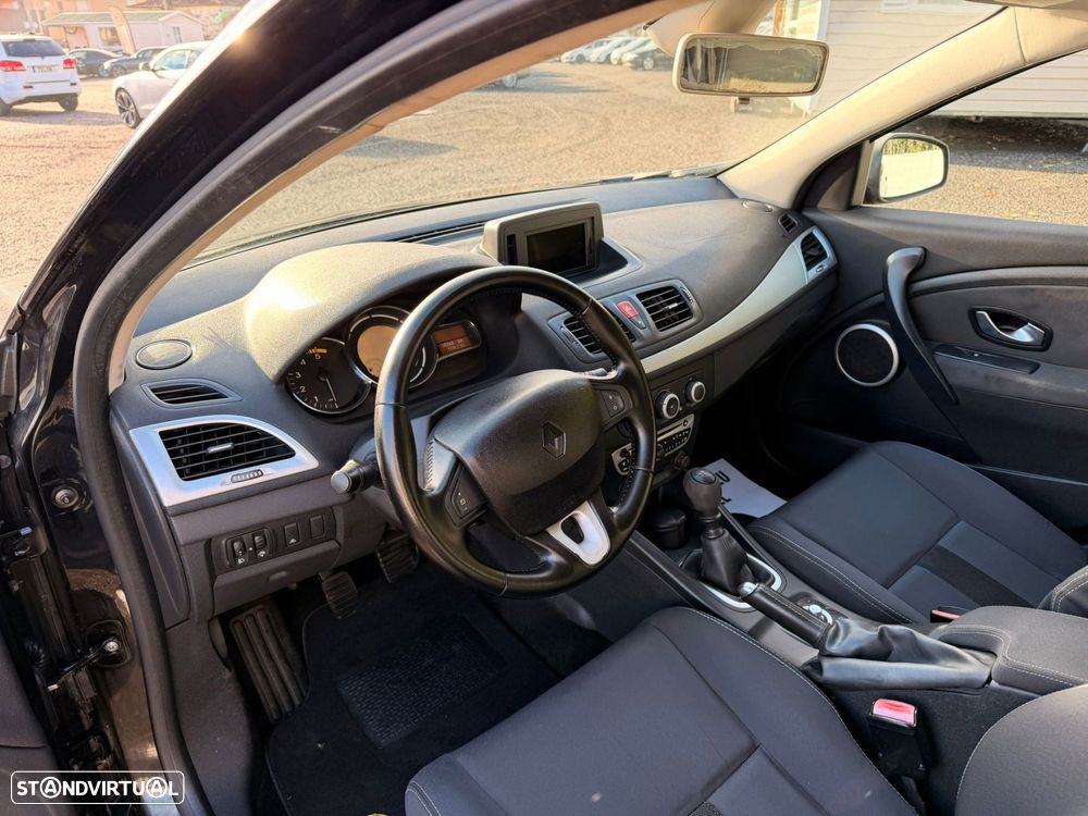 Renault Mégane Sport Tourer 1.5 dCi Dynamique S EDC CO2 Champion - 6