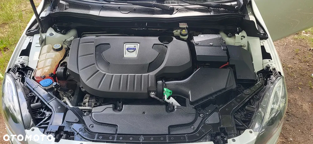 Volvo V40 D3 Momentum - 11