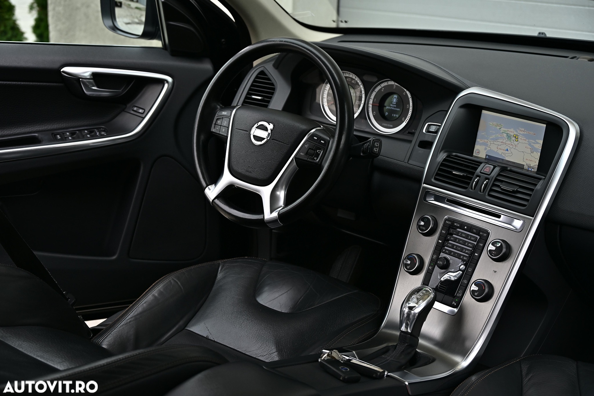 Volvo XC 60 D5 AWD Aut. Summum - 17
