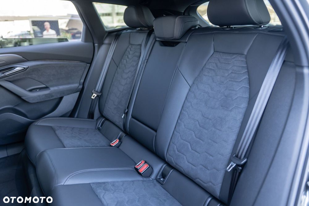 Audi A6 Sportback e-tron Quattro 100kWh - 17