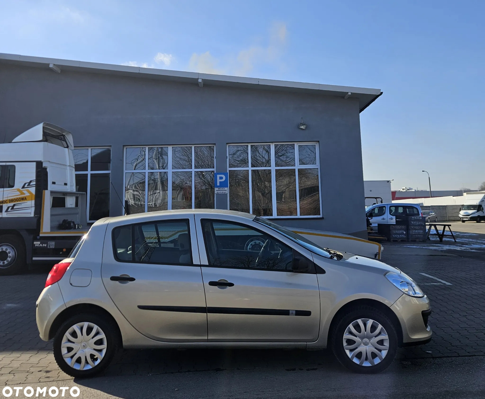 Renault Clio - 7