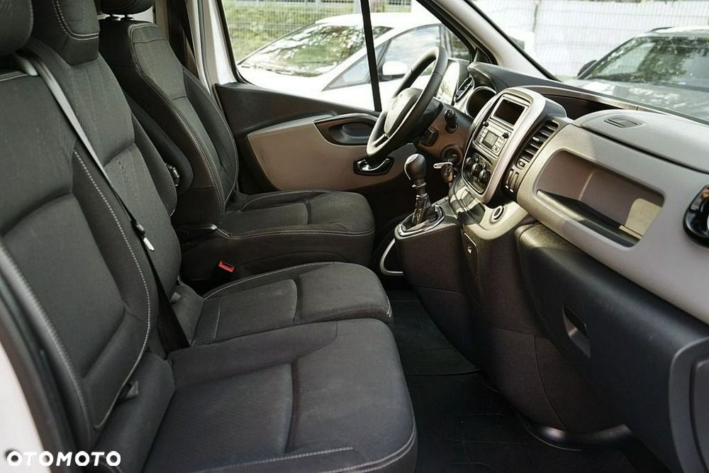Renault Trafic - 14
