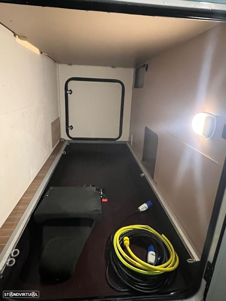 Etrusco T 6900 SB L4H3 Euro 6 5 lugares livrete - 6