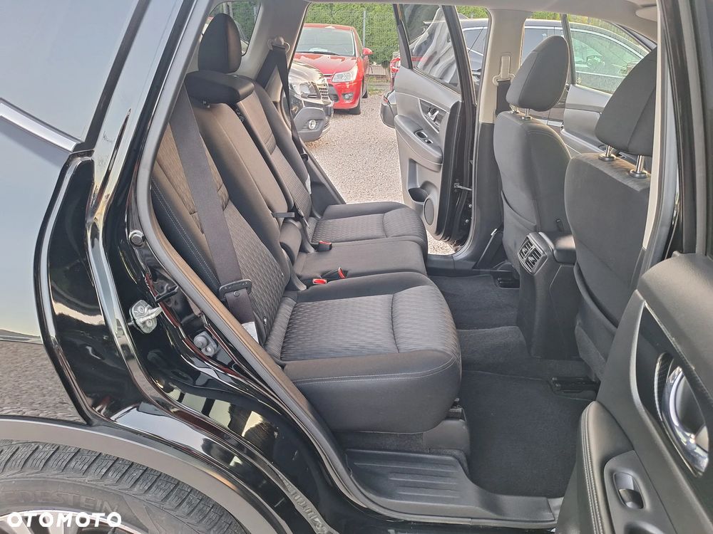 Nissan X-Trail 1.3 DIG-T N-Connecta 2WD DCT - 32