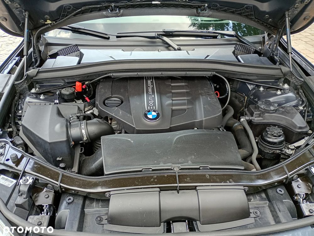 BMW X1 xDrive18d - 38