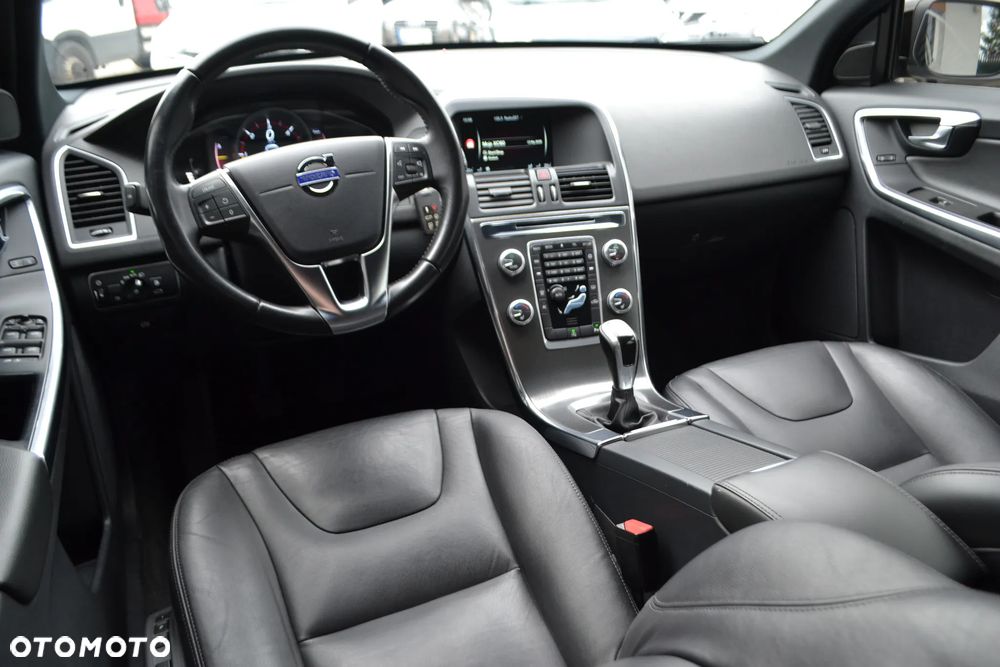 Volvo XC 60 - 21