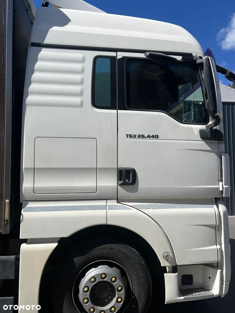 MAN TGA 26.440 6X2-2 LL - 37