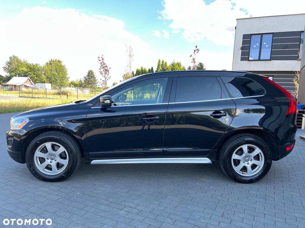 Volvo XC 60 D4 AWD Geartronic Momentum - 8