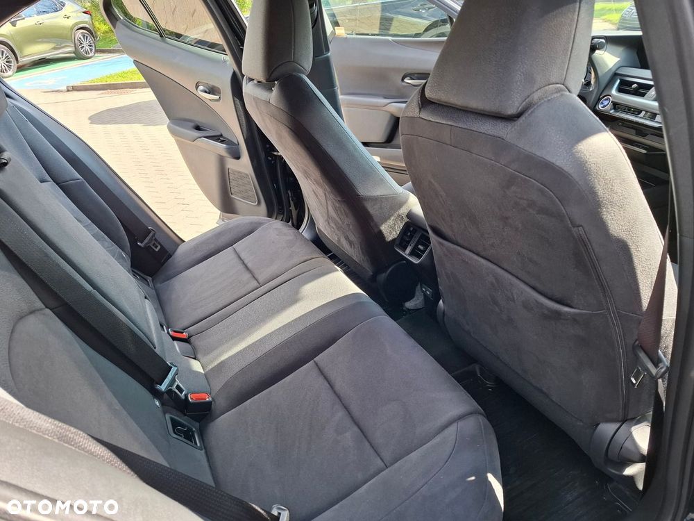 Lexus UX 250h GPF Business Edition 2WD - 23