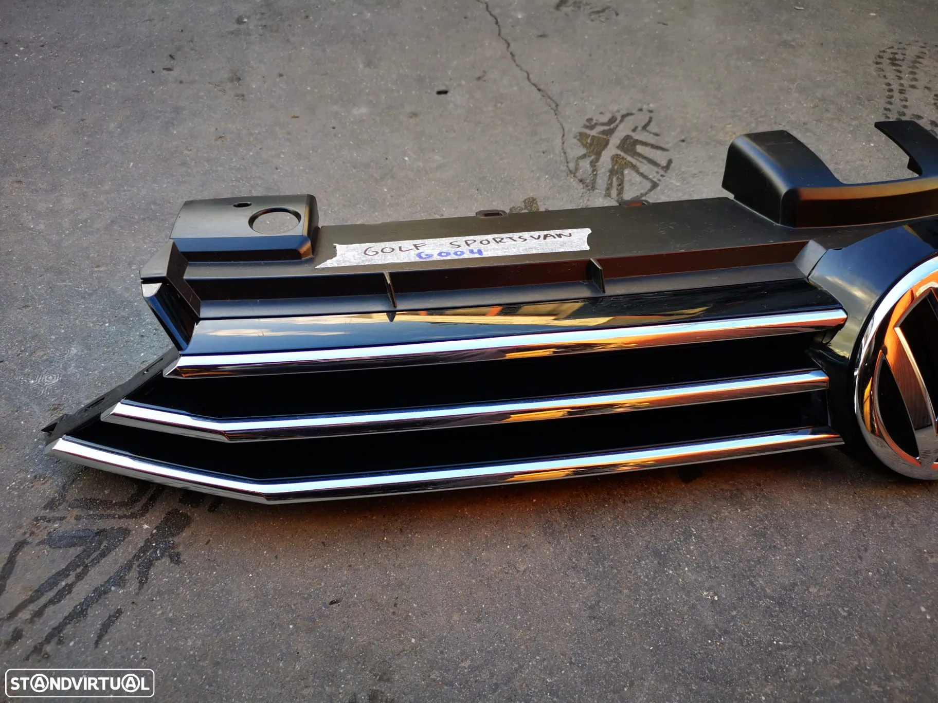 VW GOLF VII SPORTSVAN (PLUS) GRELHA FRENTE - G004 - 2