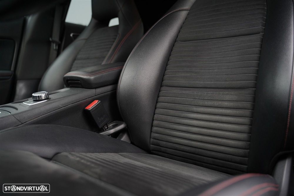 Mercedes-Benz CLA 180 d AMG Line Aut. - 28