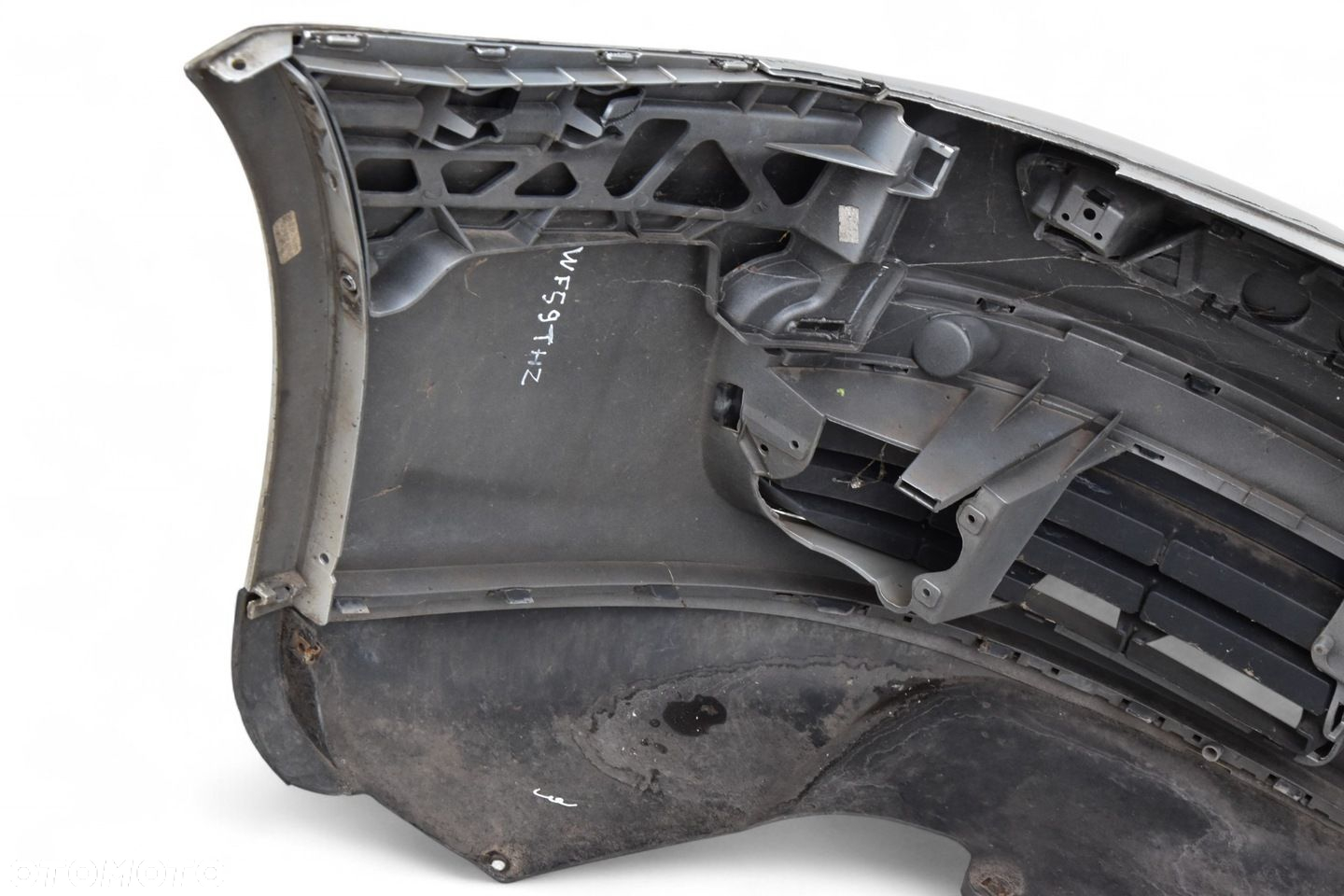 Zderzak Przód Grill VOLKSWAGEN GOLF V LA7W - 10