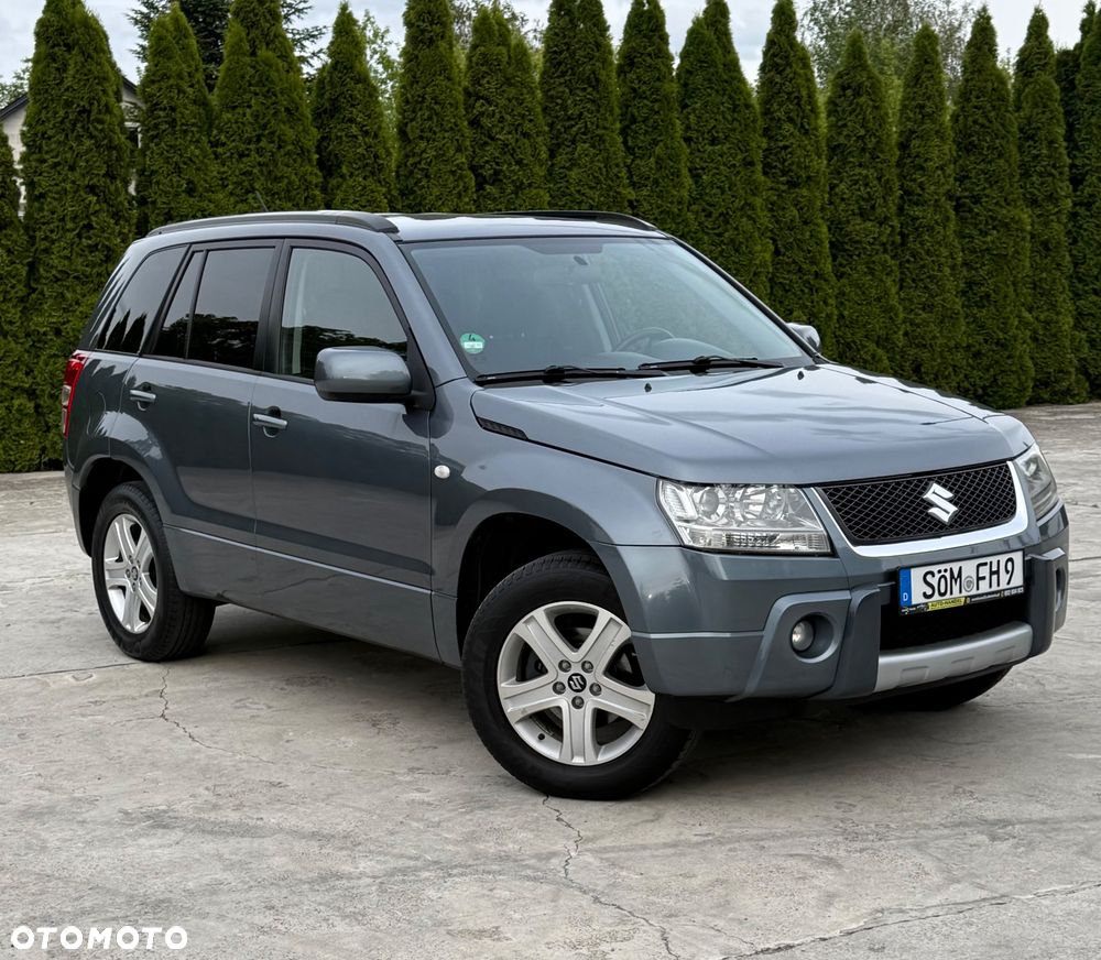 Suzuki Grand Vitara 2.0 Comfort Family - 3