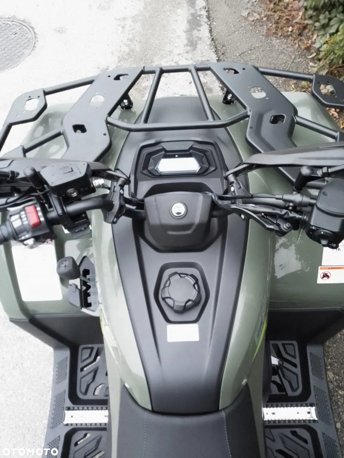 CFMoto CForce - 8