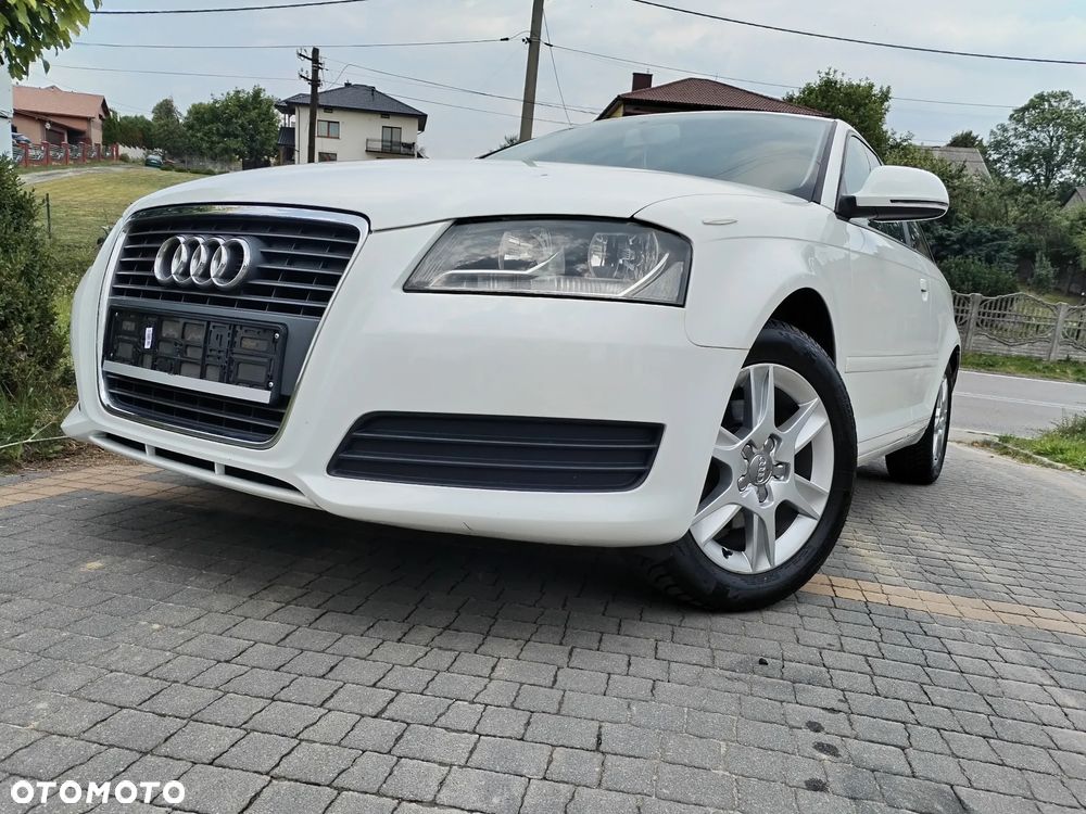 Audi A3 3-drzwiowe 1.6 Ambiente - 28