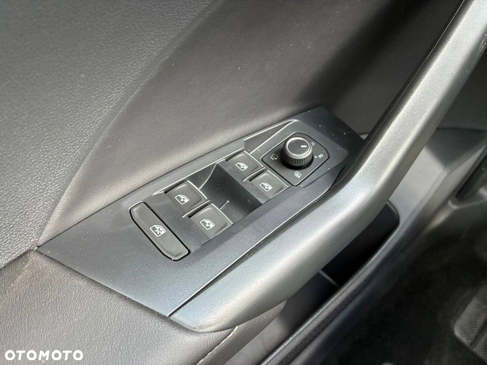 Volkswagen T-Cross - 22
