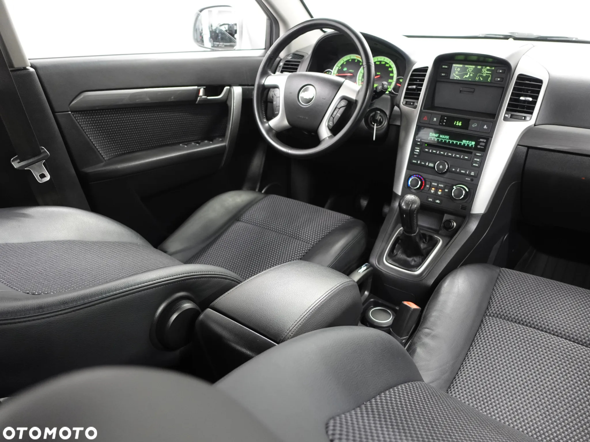 Chevrolet Captiva 2.0 4WD 5 Sitzer LT - 30