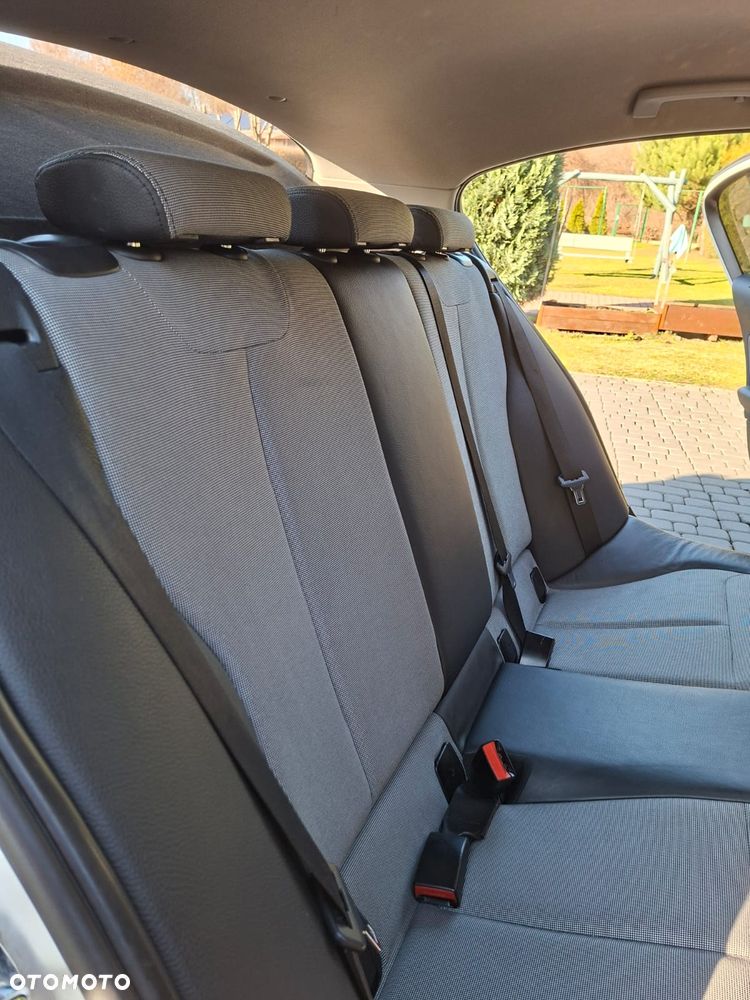 BMW Seria 1 118d Urban Line - 36