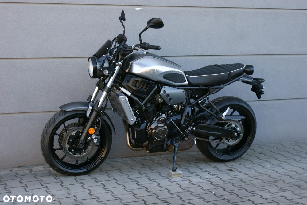 Yamaha XSR - 1