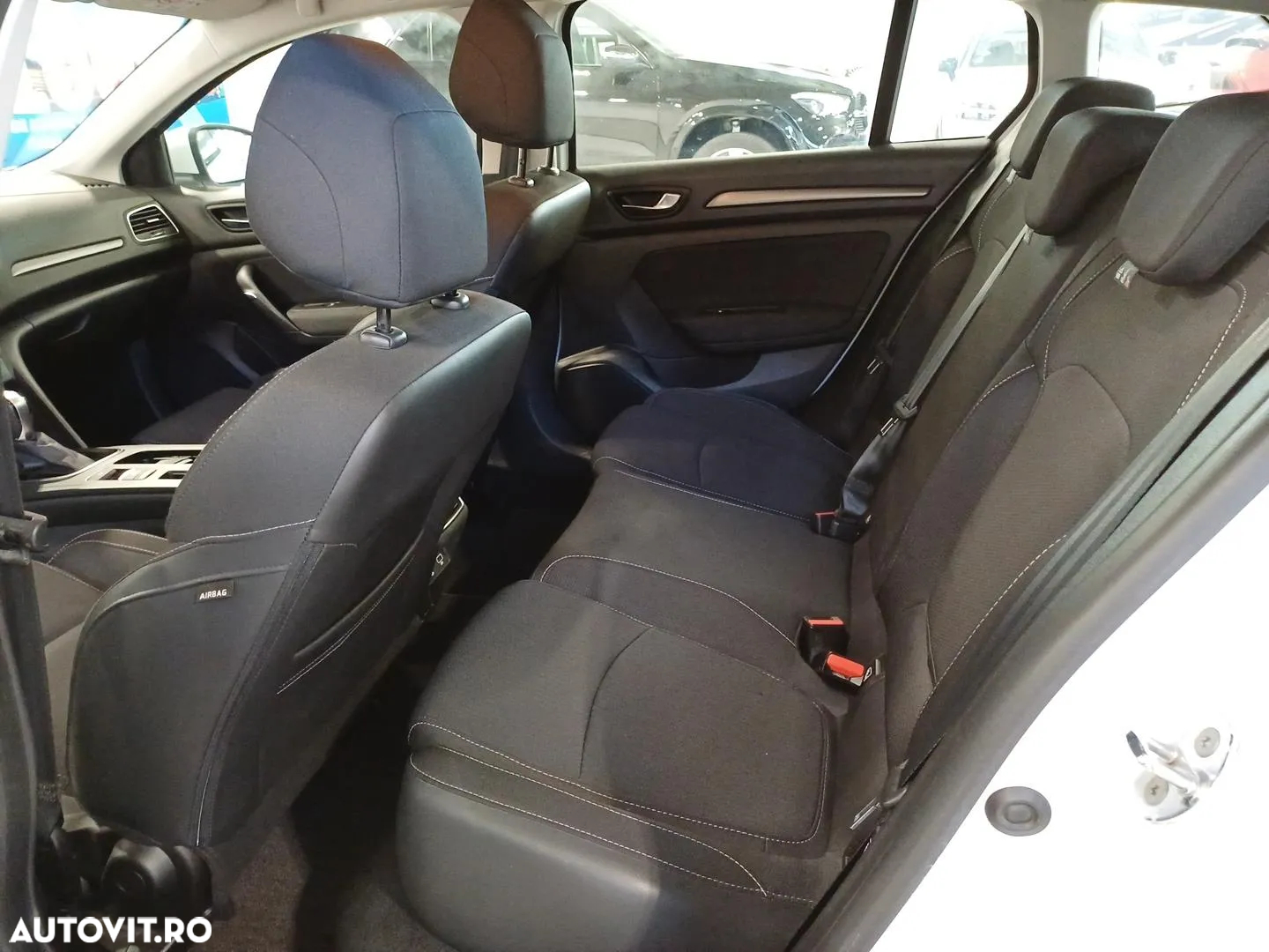 Renault Megane - 11