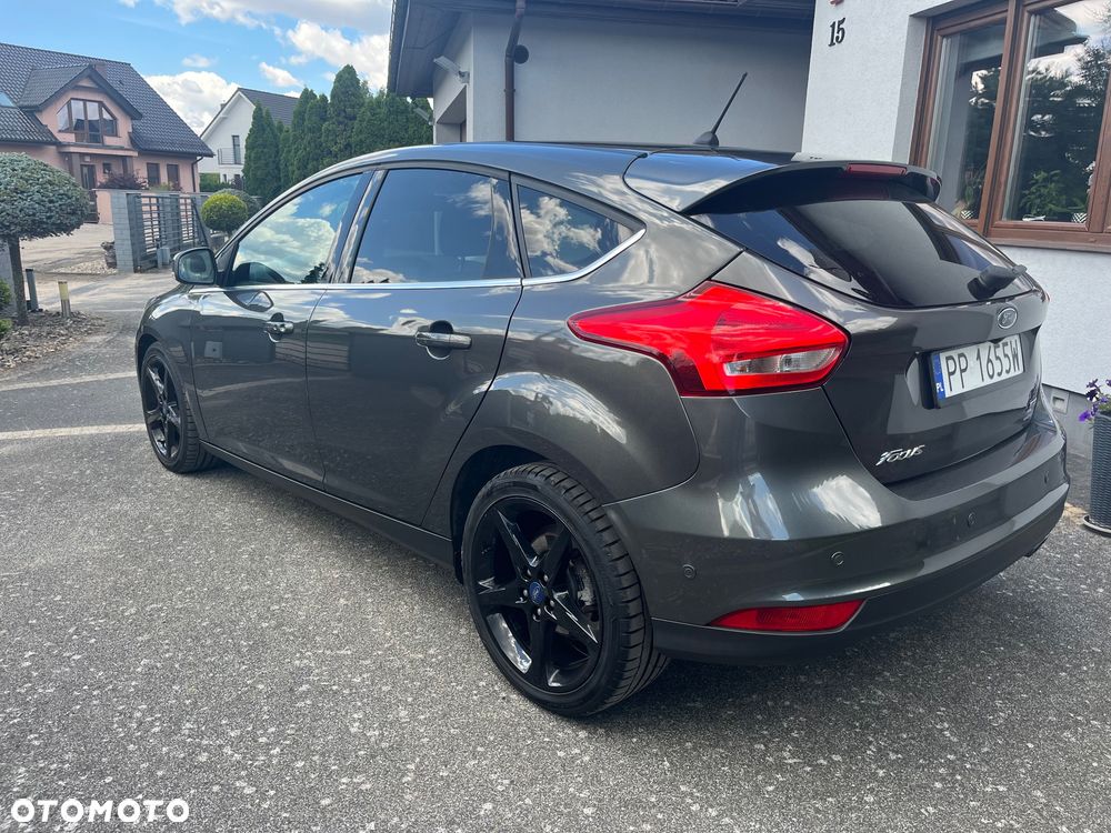 Ford Focus 1.5 EcoBoost Titanium - 9