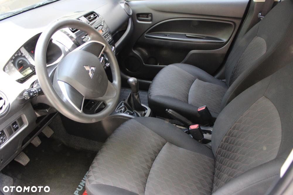Mitsubishi Space Star - 9
