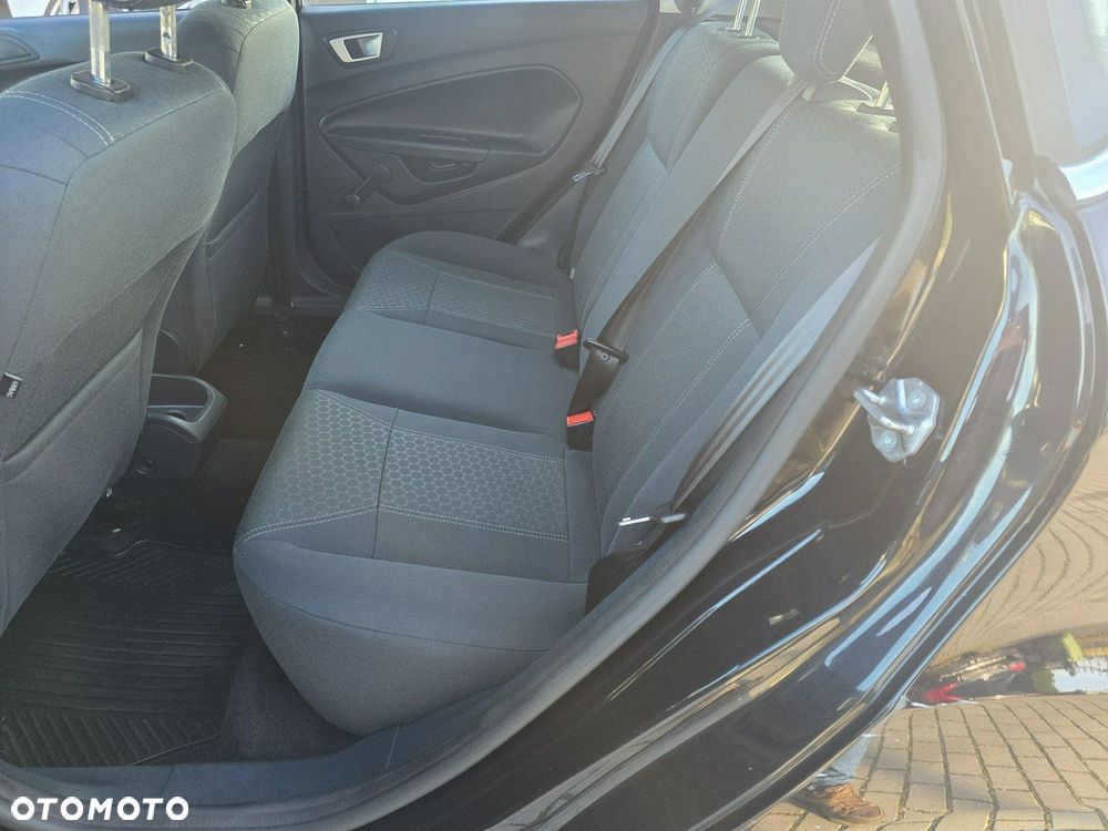 Ford Fiesta - 20
