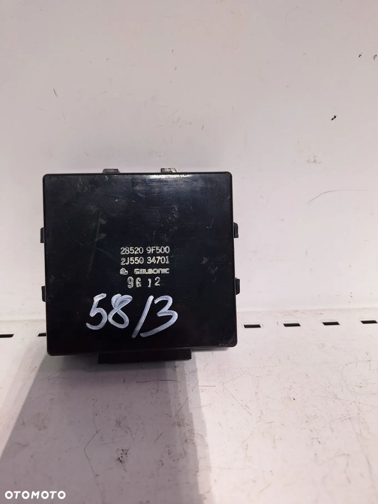NISSAN PRIMERA P11 moduł  komfortu 28520-9F500   (58/3)