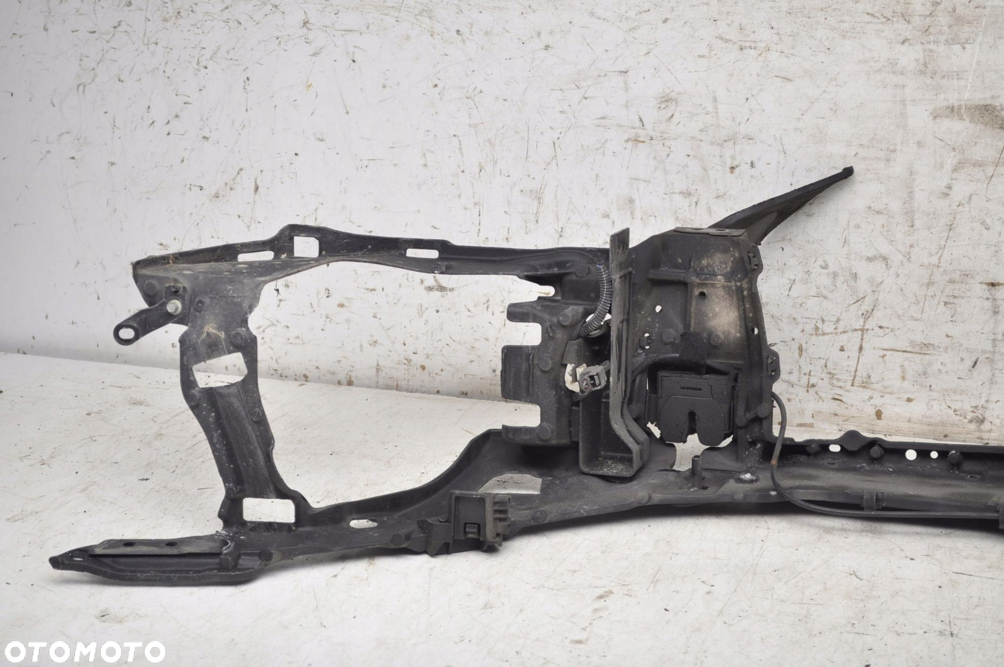 VOLVO S60 V60 PAS PRZEDNI WZMOCNIENIE CZOŁOWE KPL - 10