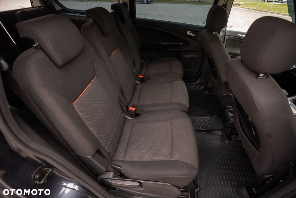 Ford Galaxy 2.0 TDCi Gold X - 26