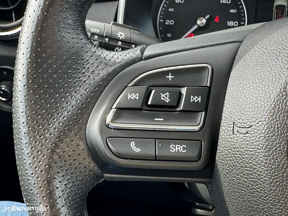 MG ZS EV Luxury - 14