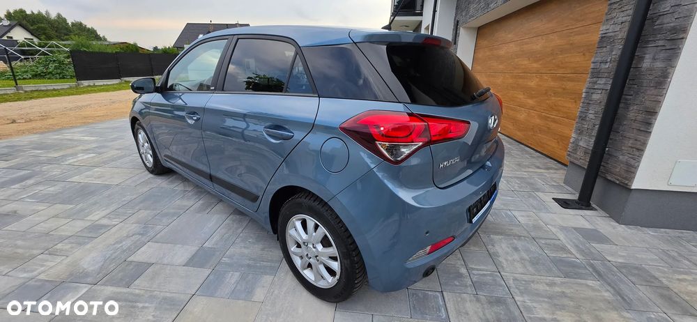 Hyundai i20 1.2 BlueDrive Go - 22