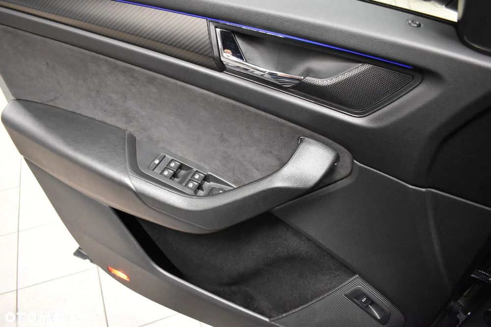 Skoda Kodiaq 2.0 TSI 4x4 Sportline DSG - 9