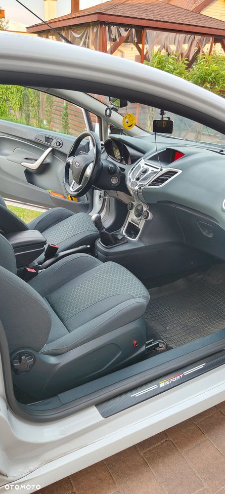 Ford Fiesta 1.6 Ti-VCT Sport - 9